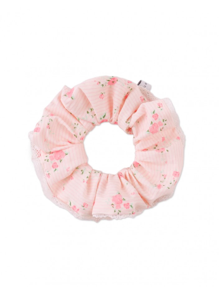 Wendy Scrunchie Set With Lace Trimmings
