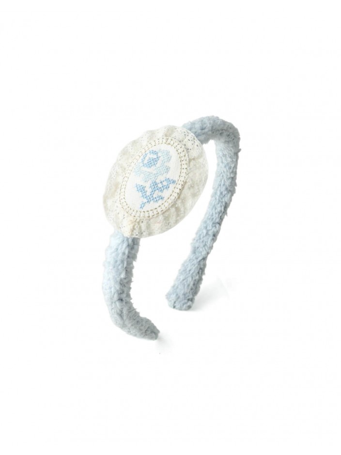 Maris Sherpa Headband with Patch Embroidery