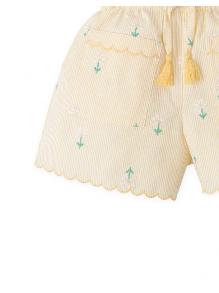 Phoebe Shorts with Daisy Embroidery